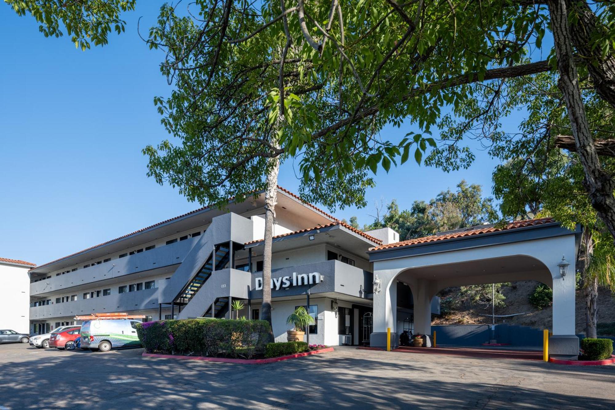 Days Inn By Wyndham Encinitas Moonlight Beach Exteriör bild